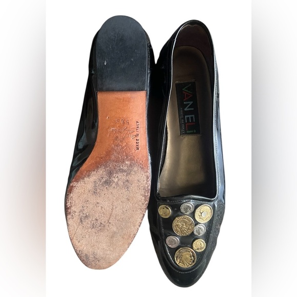 Vintage Vaneli Black and Gold Embellished Loafers - Picture 6 of 9
